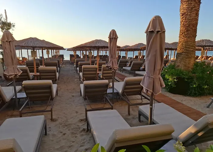 Hotel Avra