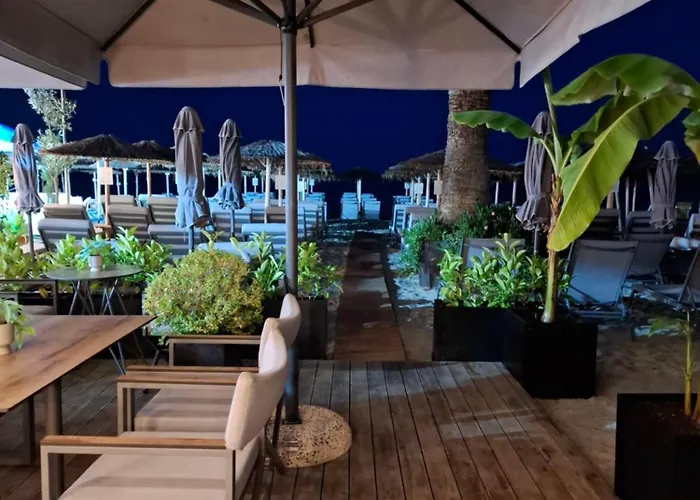 Hotel Avra