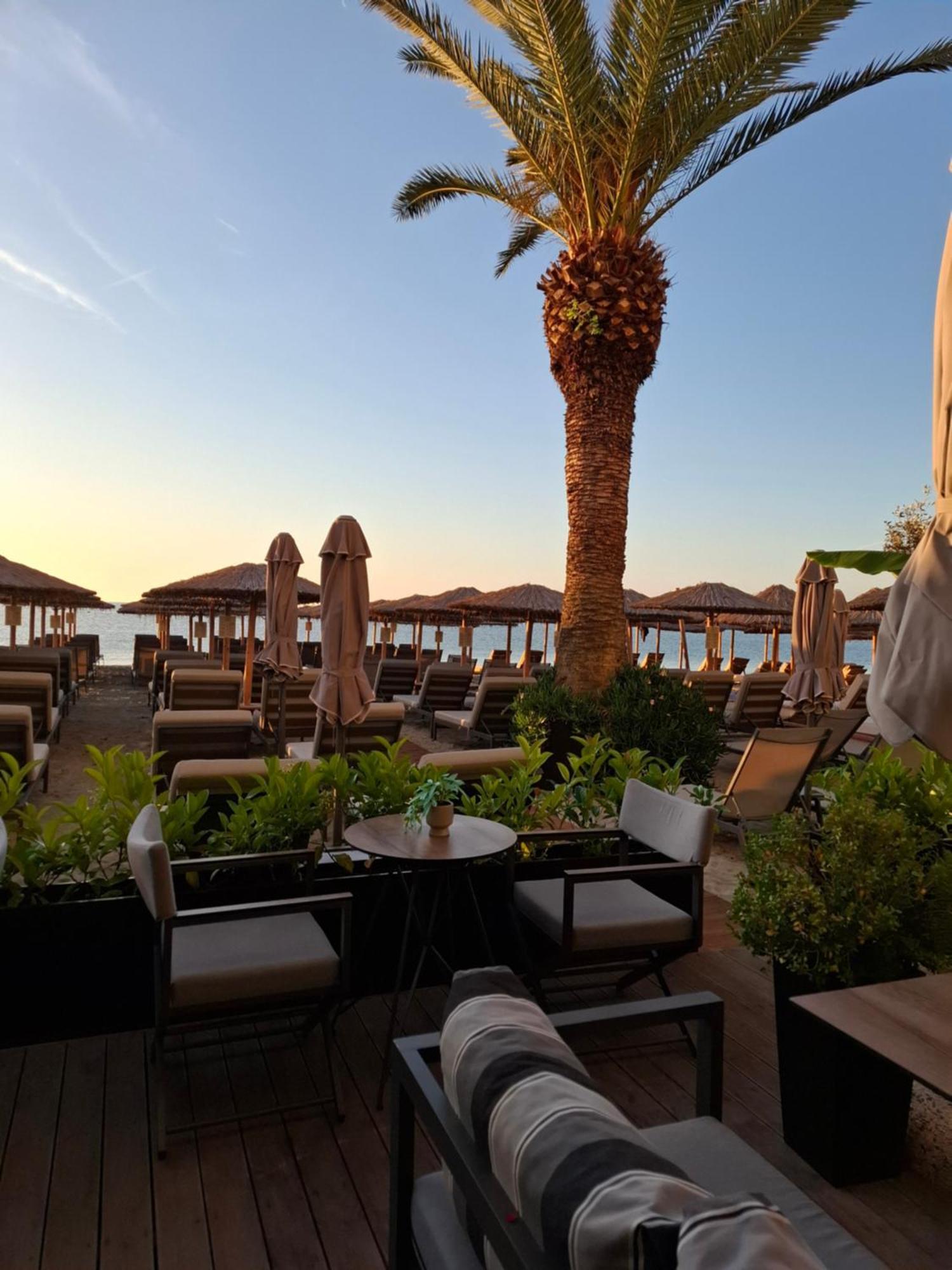 Hotel Avra 2*